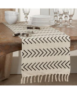 Chevron Runner