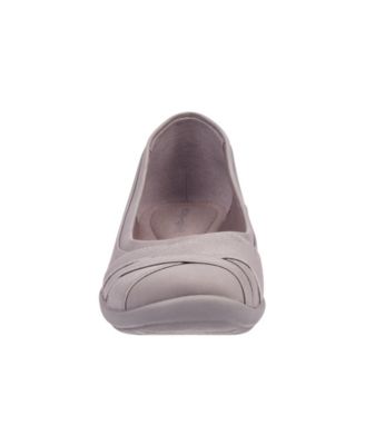 Women's Acasia Slip-on Flats