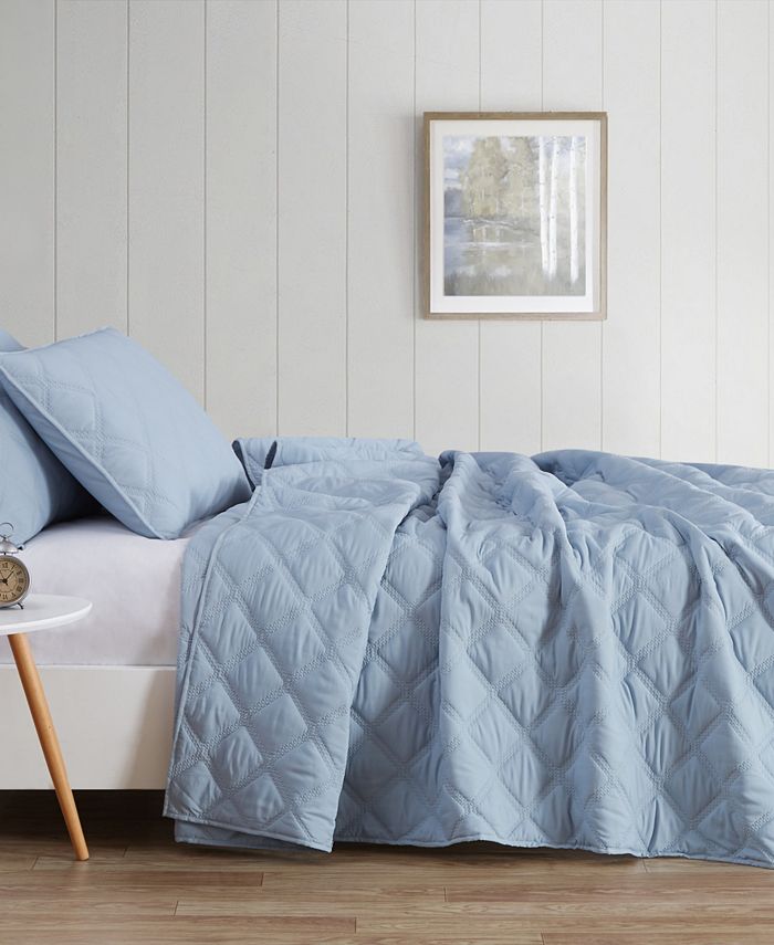 Truly Soft Everyday 3D Puff Twin XL Quilt Set & Reviews Quilts