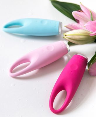 IRIS™ Illuminating Eye Massager