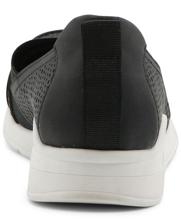 adrienne vittadini athletic shoes