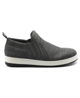 mootsies tootsies giggle slip on sport shoe