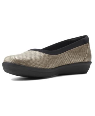 clarks cloudsteppers ayla low women's flats