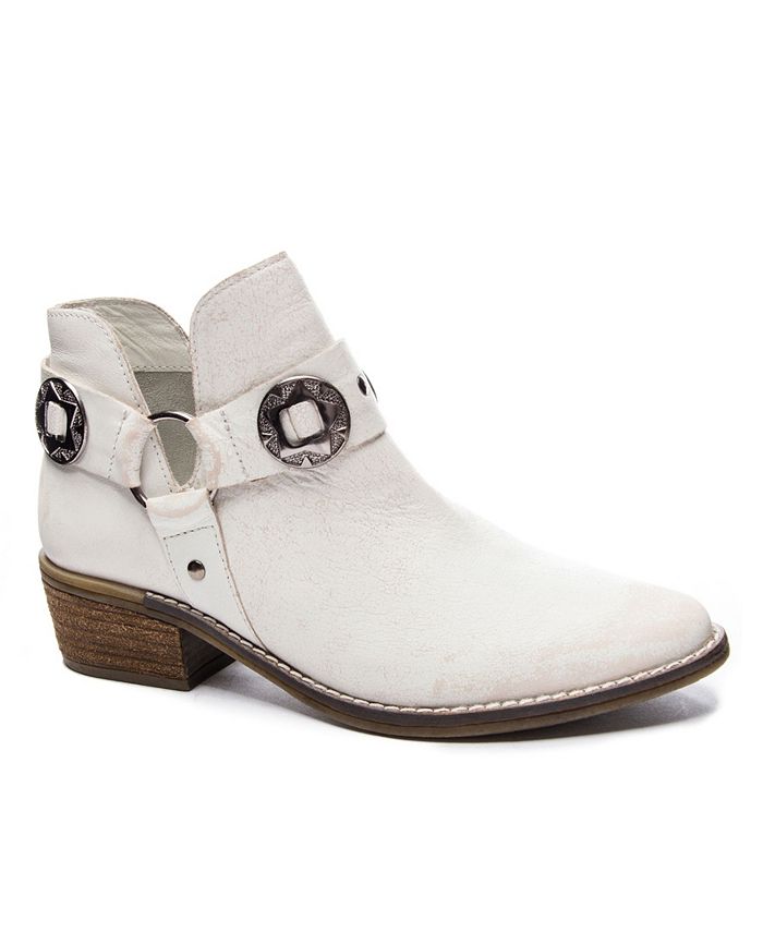 chinese laundry western bootie