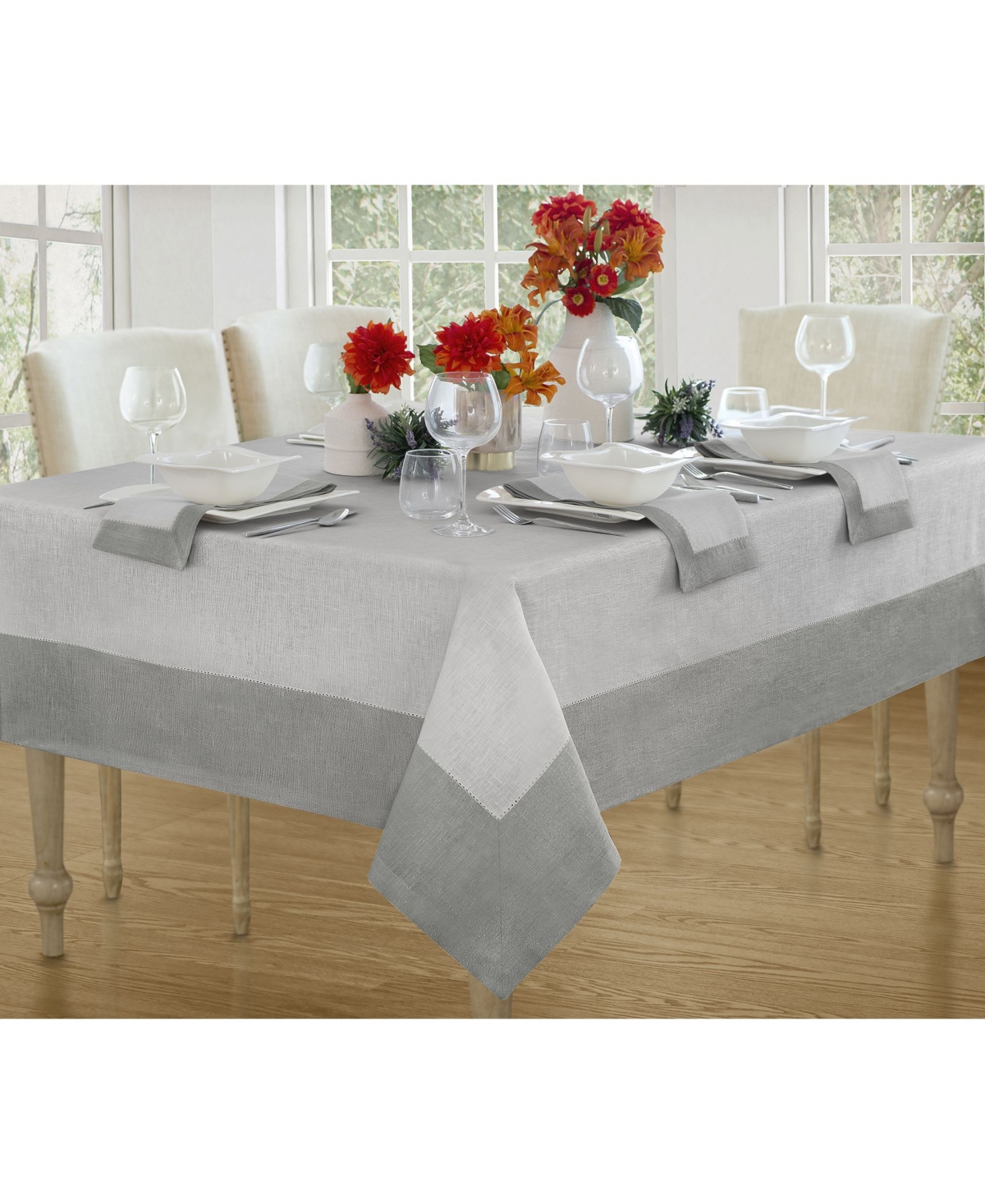 Villeroy & Boch New Wave Metallic Border Linen Tablecloth, 90" Round In White,silver