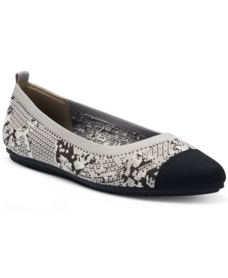 vince camuto cap toe flats