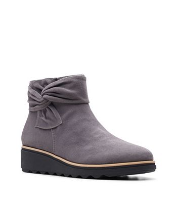 Clarks sharon online salon boots