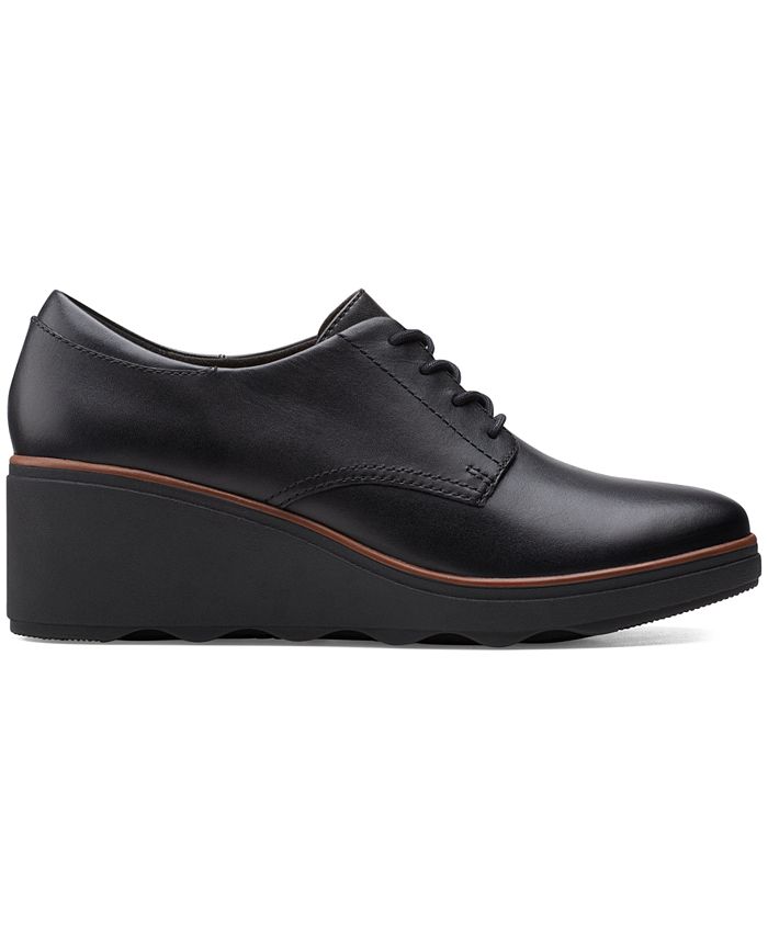 clarks mazy wedge chelsea bootie