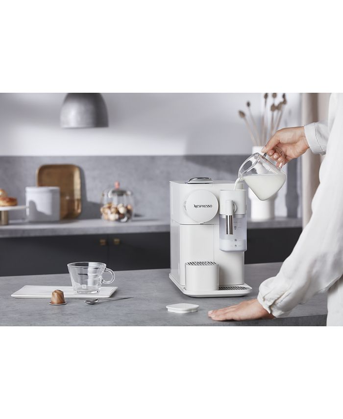 Nespresso Lattissima One Espresso Machine by DeLonghi & Reviews
