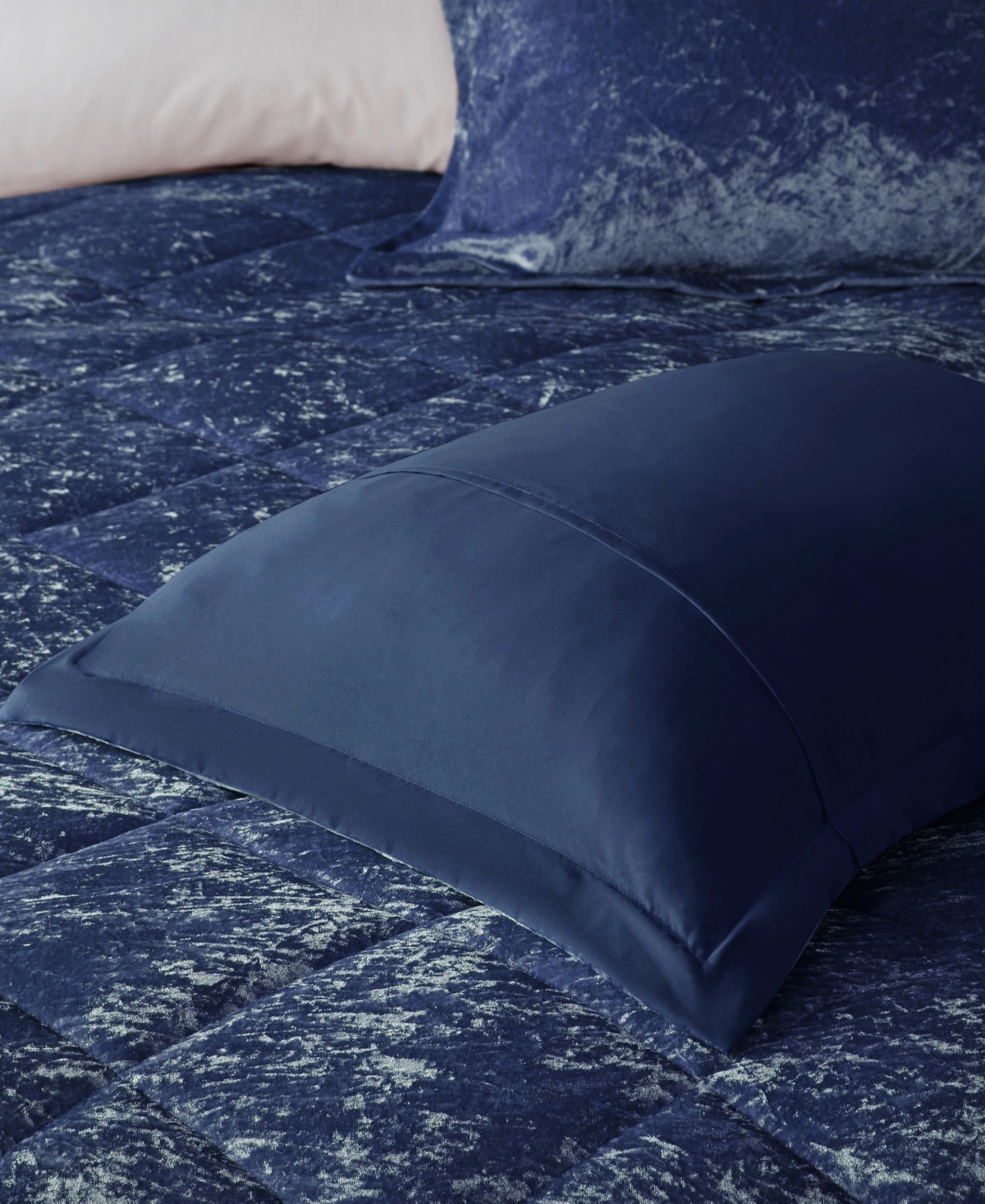 Intelligent Design Felicia Velvet 4-pc. Comforter Set, King/california King In Navy