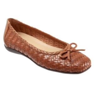 Trotters Women's Gillian Flat Shoe Women's Shoes In Luggage