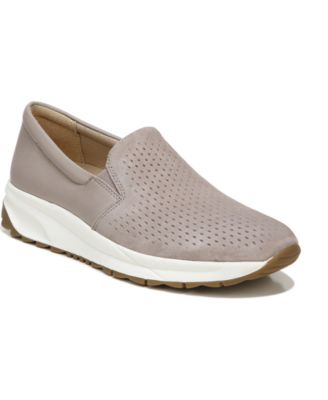 naturalizer shoes slip on