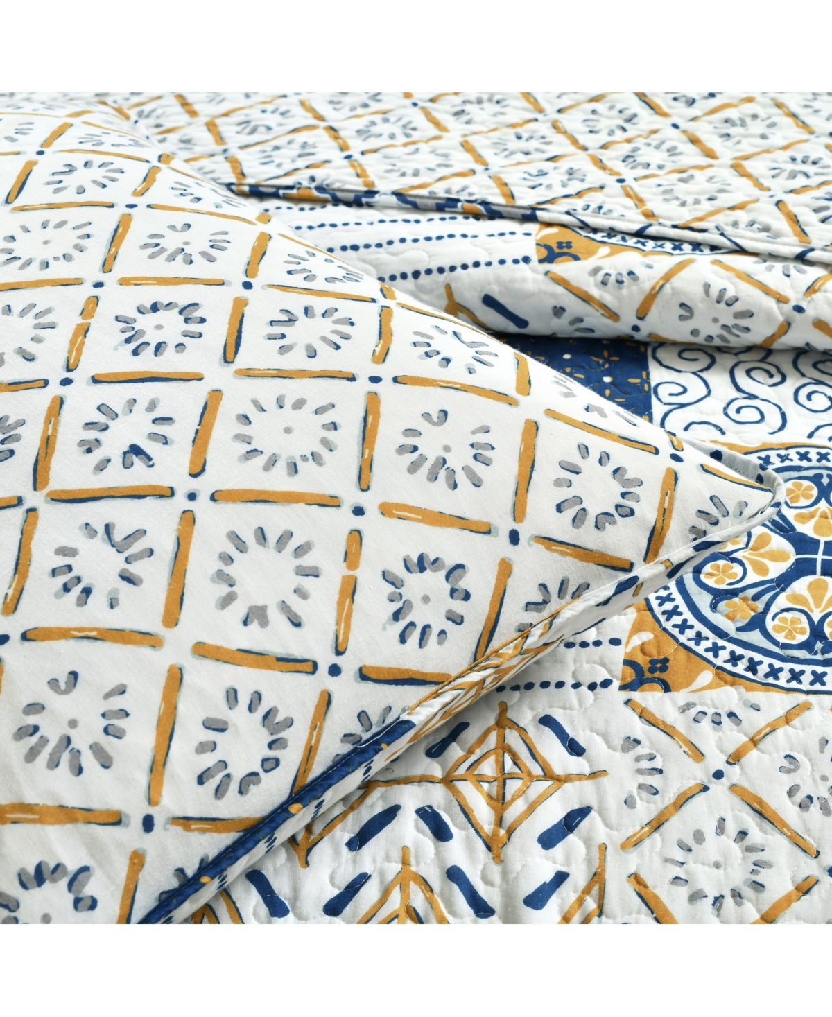 Lush Decor Monique Reversible 3 Piece Quilt Set, Full/queen In Navy,mustard