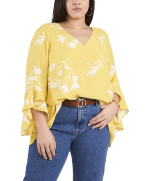Vince Camuto Petite Flutter Sleeve Floral Whisps V- Neck Tunic In Pale Lemon