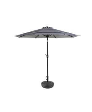 9' Outdoor Patio Market Table Umbrella with Round Base