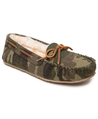 macy's minnetonka moccasins