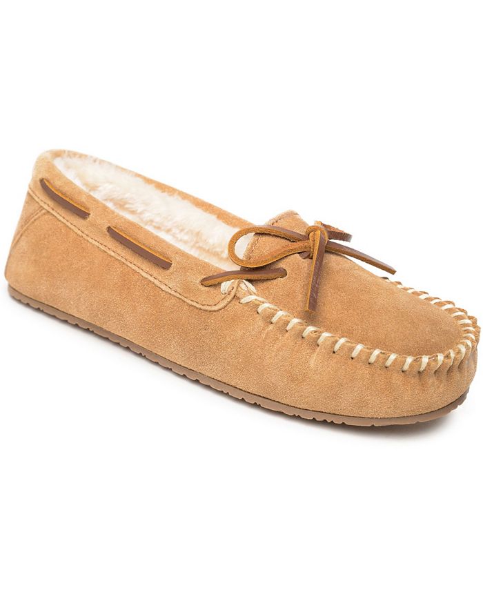 Macy's sales minnetonka moccasins