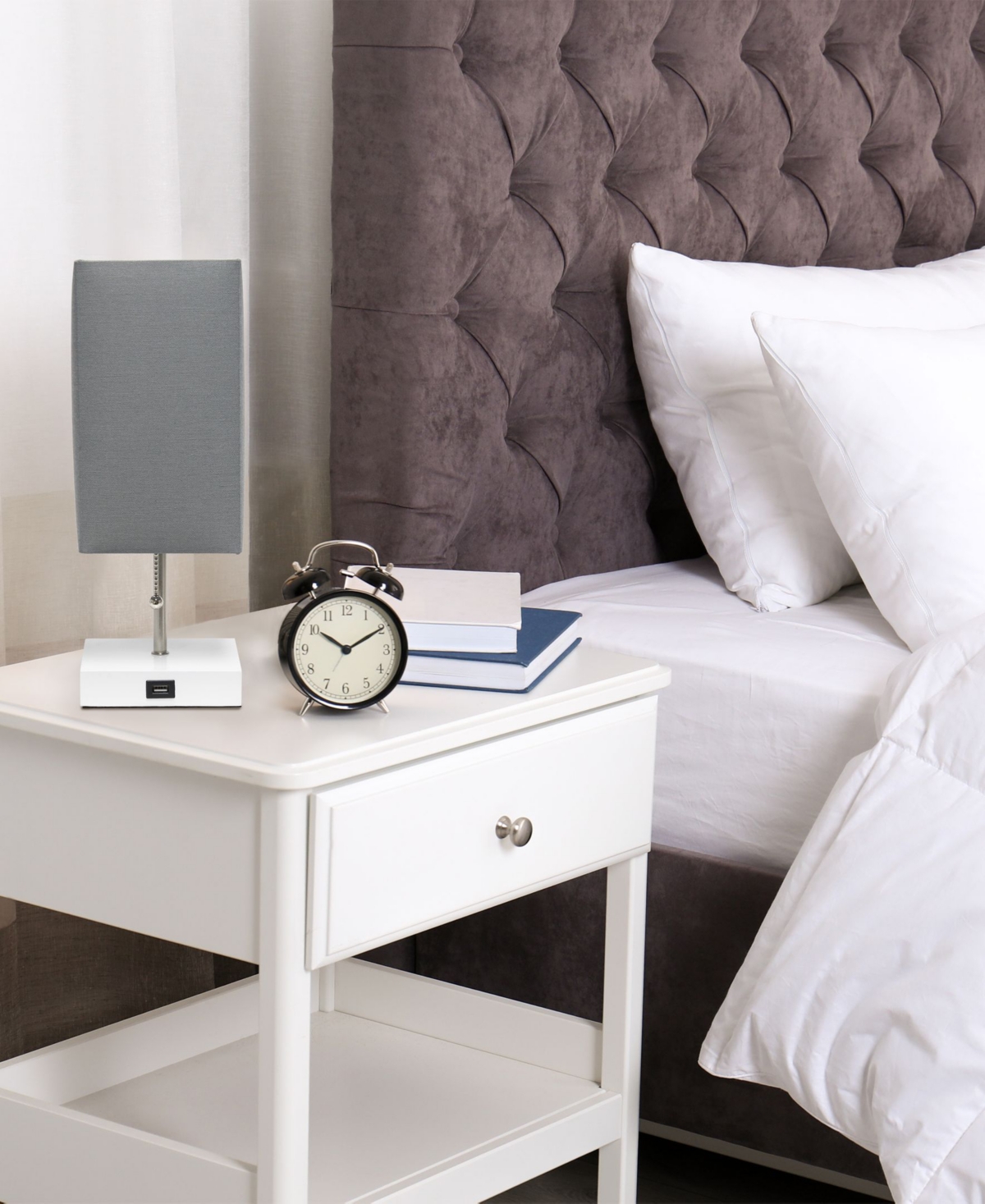 Simple Designs Petite Stick Lamp with Usb Charging Port and Shade - White Base