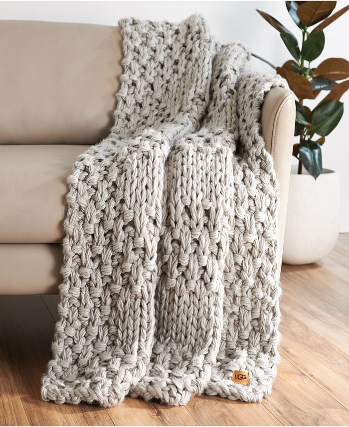 UGG® Hava Chunky Knit Throw, 50" x 70" & Reviews Blankets & Throws