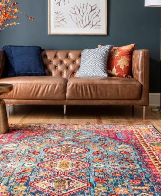 Casablanca KKCB15B 5'3" x 7'7" Area Rug