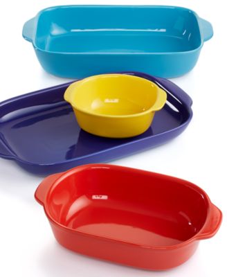 Corningware CW by 4 Piece Nesting Bakeware Set