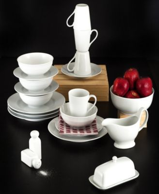 Covered Butter Dish with Knob Lid