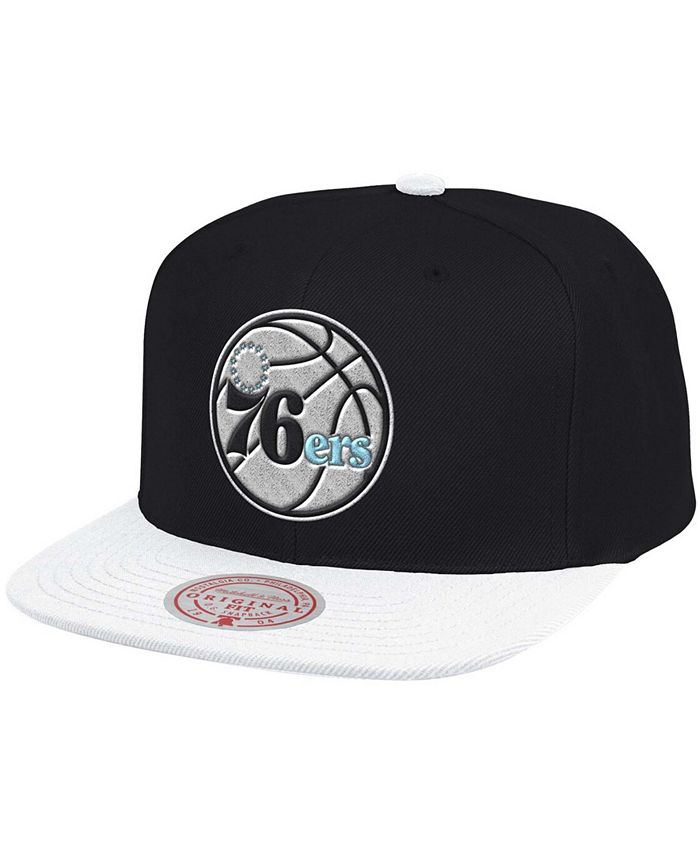 Mitchell & Ness - Men's Black/White Philadelphia 76ers Snapback Adjustable Hat