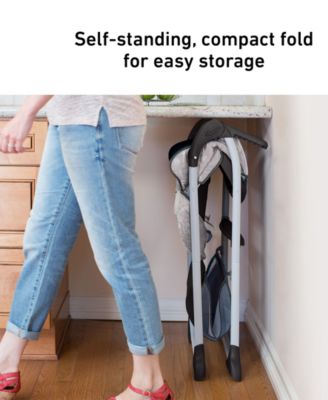 Slim Snacker™ Highchair