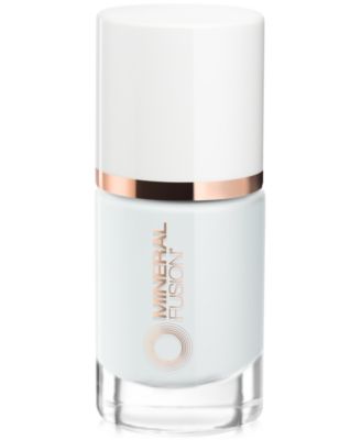 Mineral Fusion Nail Lacquer - Ice Breaker white with subtle blue 10$
