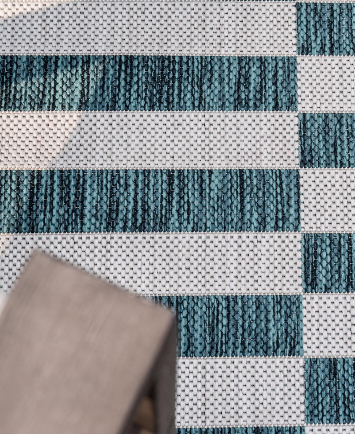 Bayshore Home Outdoor Banded Striped Area Rug