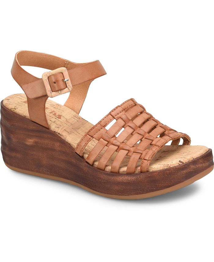 Korks store wedge sandal