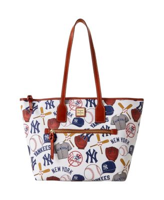 Dooney & Bourke