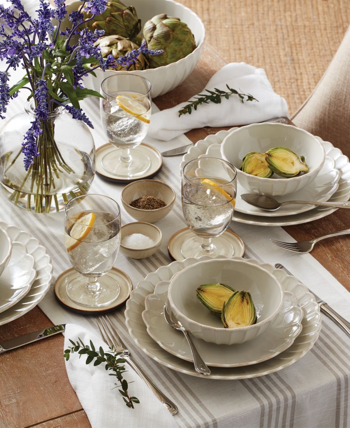 Lenox French Perle Scallop 12 Pc. Dinnerware Set, Service for 4