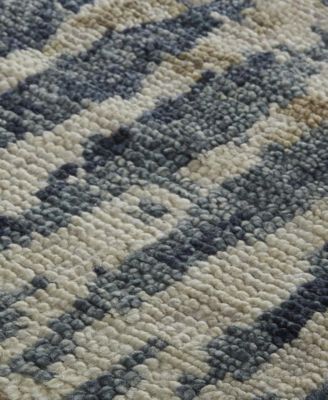 Palomar R6632 2'6" x 8' Runner Area Rug