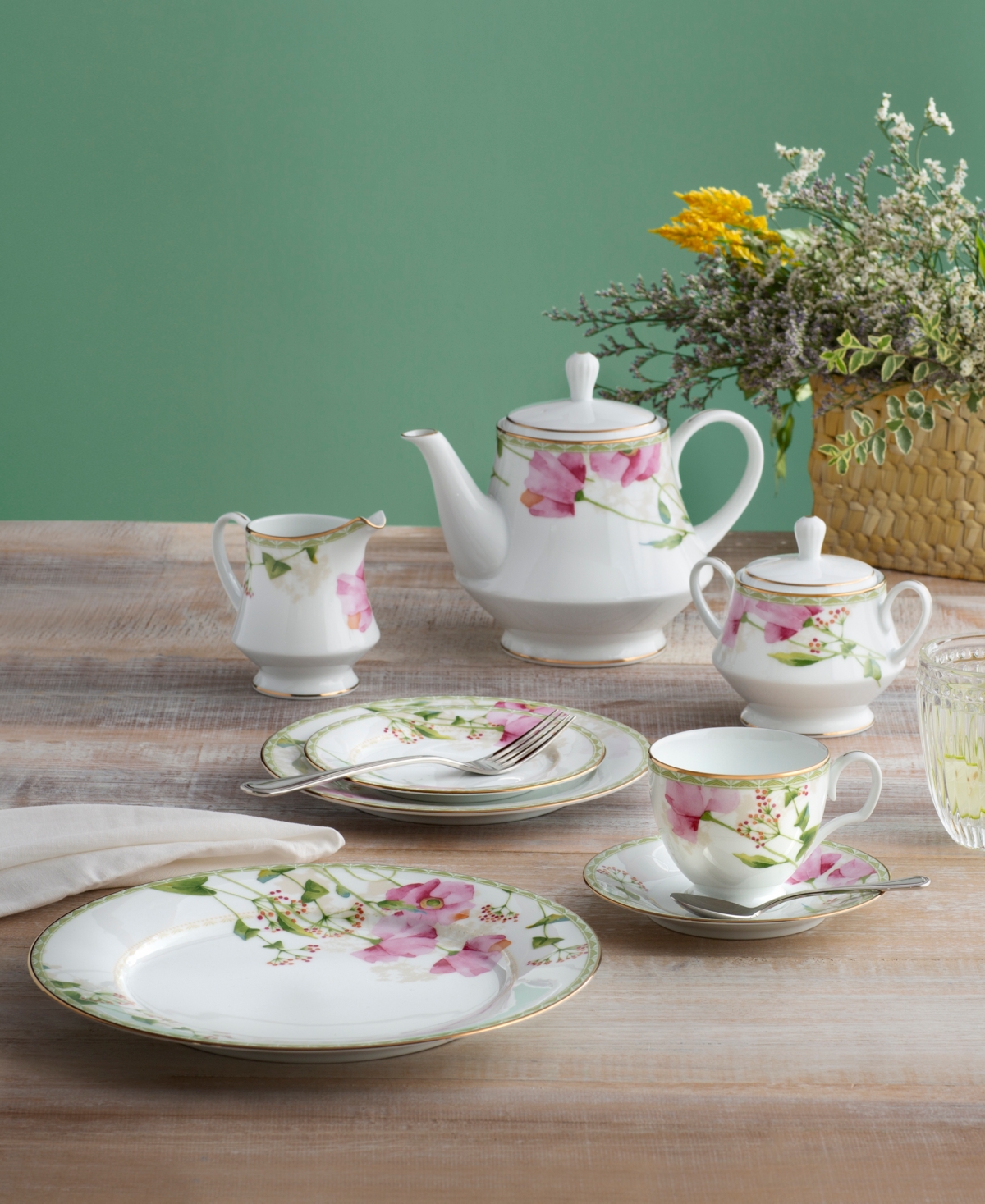 Shop Noritake Poppy Place Setting, Set Of 5 In White,pink,gold-tone