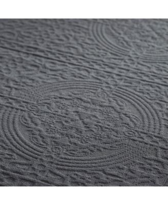 100% Cotton Fleur De Lis Medallion All-Season 2-Piece Coverlet Set, Twin