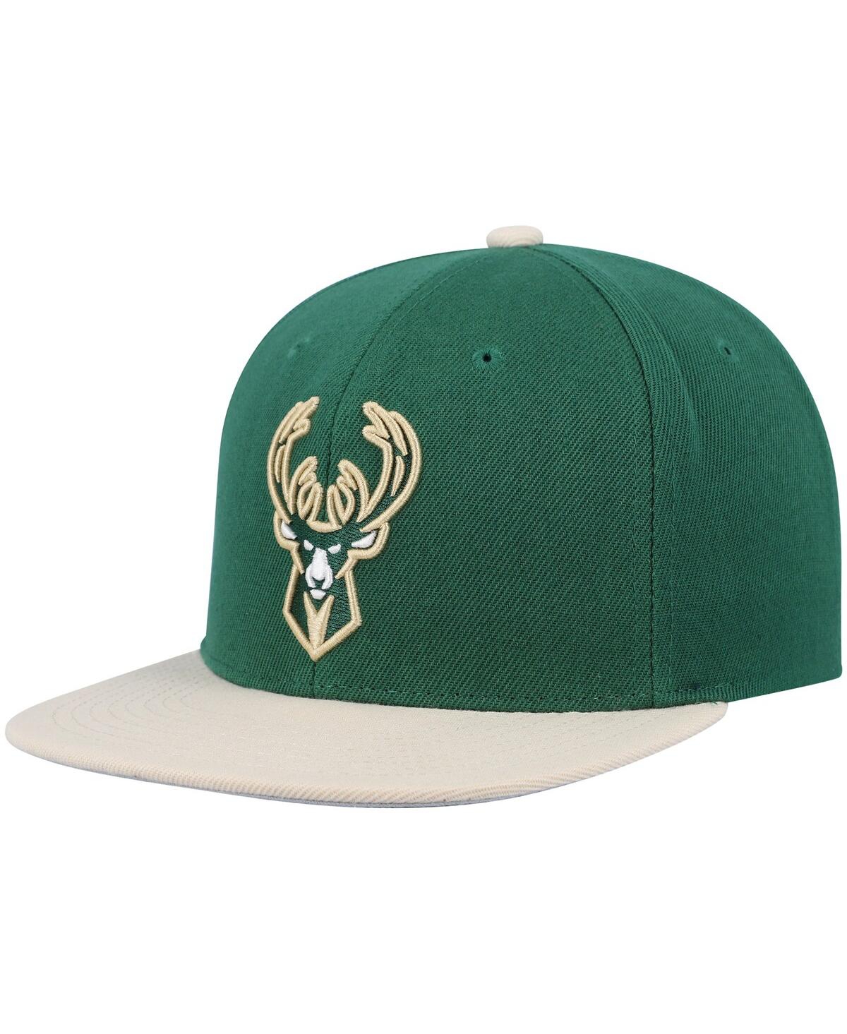Shop Mitchell & Ness Men's  Green Milwaukee Bucks Core Side Snapback Hat