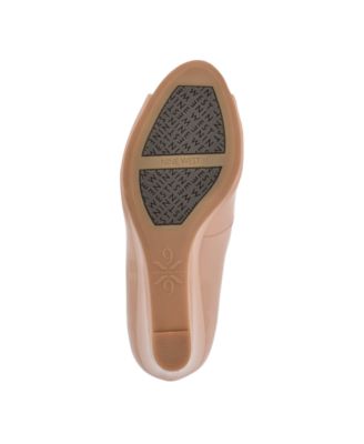 Women's Cape 9x9 Peep Toe Wedges