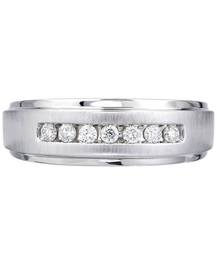 Macy's Men's Diamond 7Stone Wedding Band (1/4 ct. t.w.) in 10k Gold