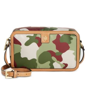 tommy hilfiger camera crossbody