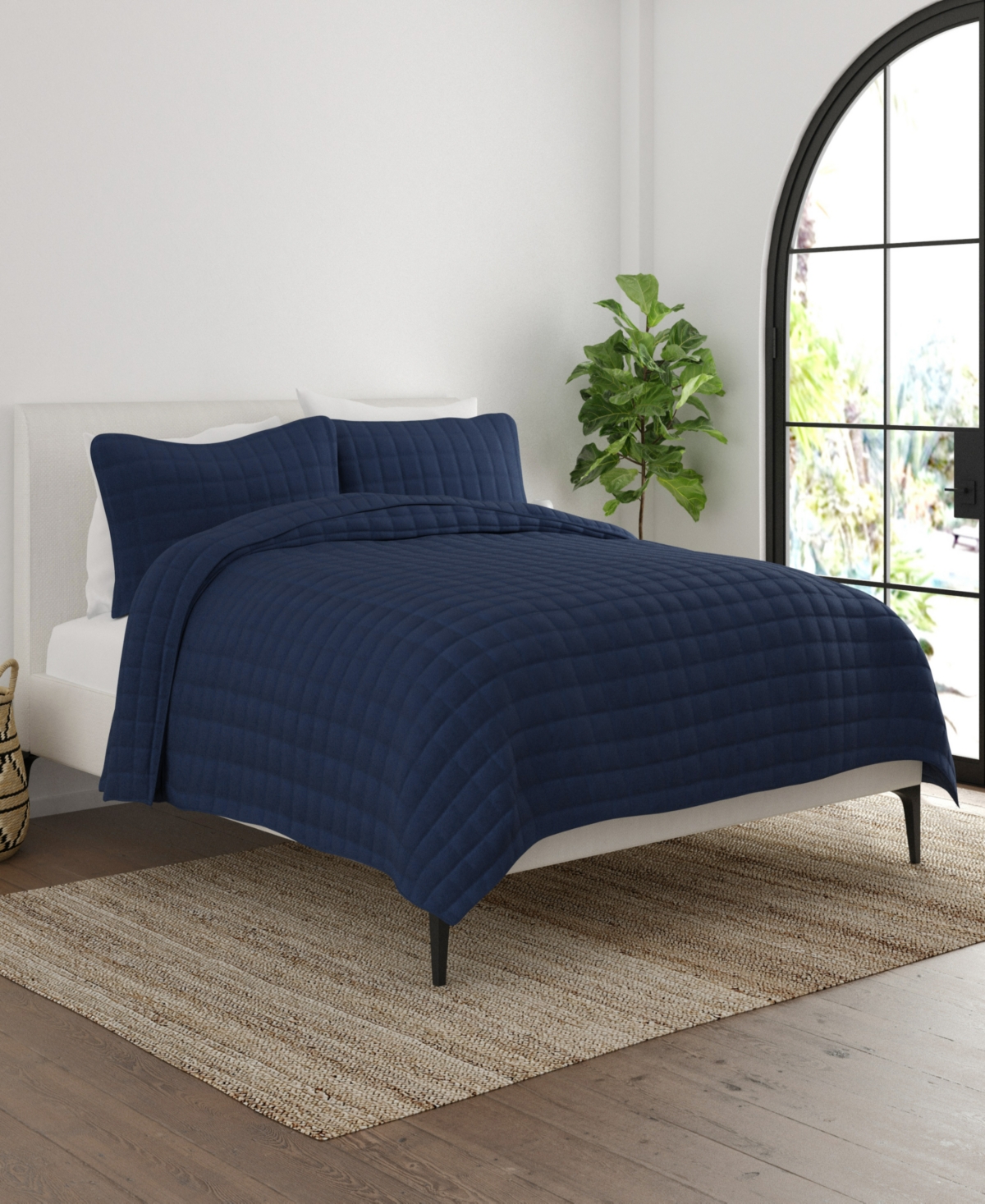 ienjoy Home Ultra Soft Damask Pattern Lightweight Quilted Coverlet Set