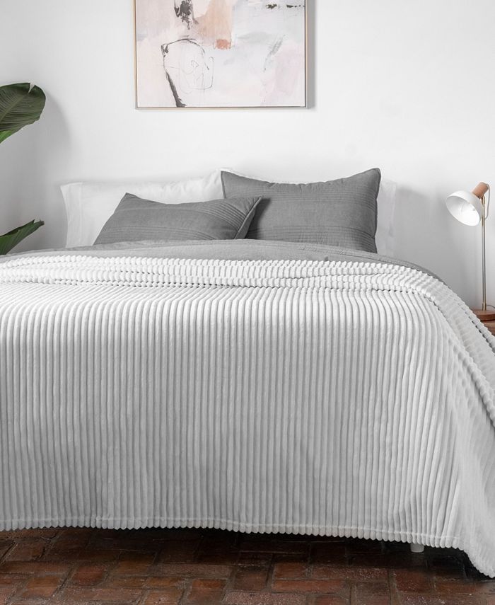 Martha Stewart Welspun Basics Grayson Plush Blanket, King & Reviews