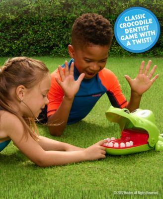Crocodile Dentist Splash Game by Wowwee