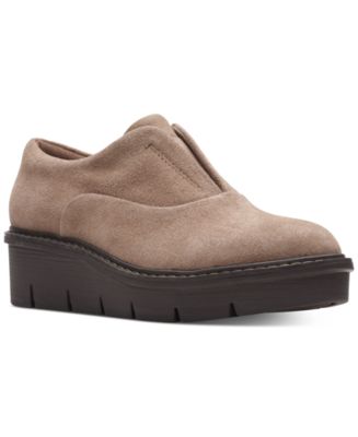 Mocasines De Mujer CLARKS AIRABELL SLIP MARRON