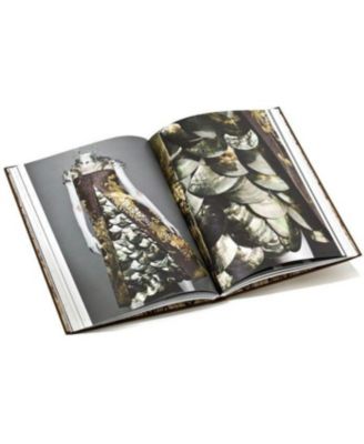 Alexander McQueen - Savage Beauty by Andrew Bolton