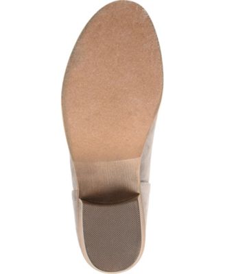 Journee Collection Womens Livvy Side Cutout Chunky Low Stacked Heel Suede R Journee Collection Womens Livvy Black Low Cut Suede Back Zip Size 7.5  Booties