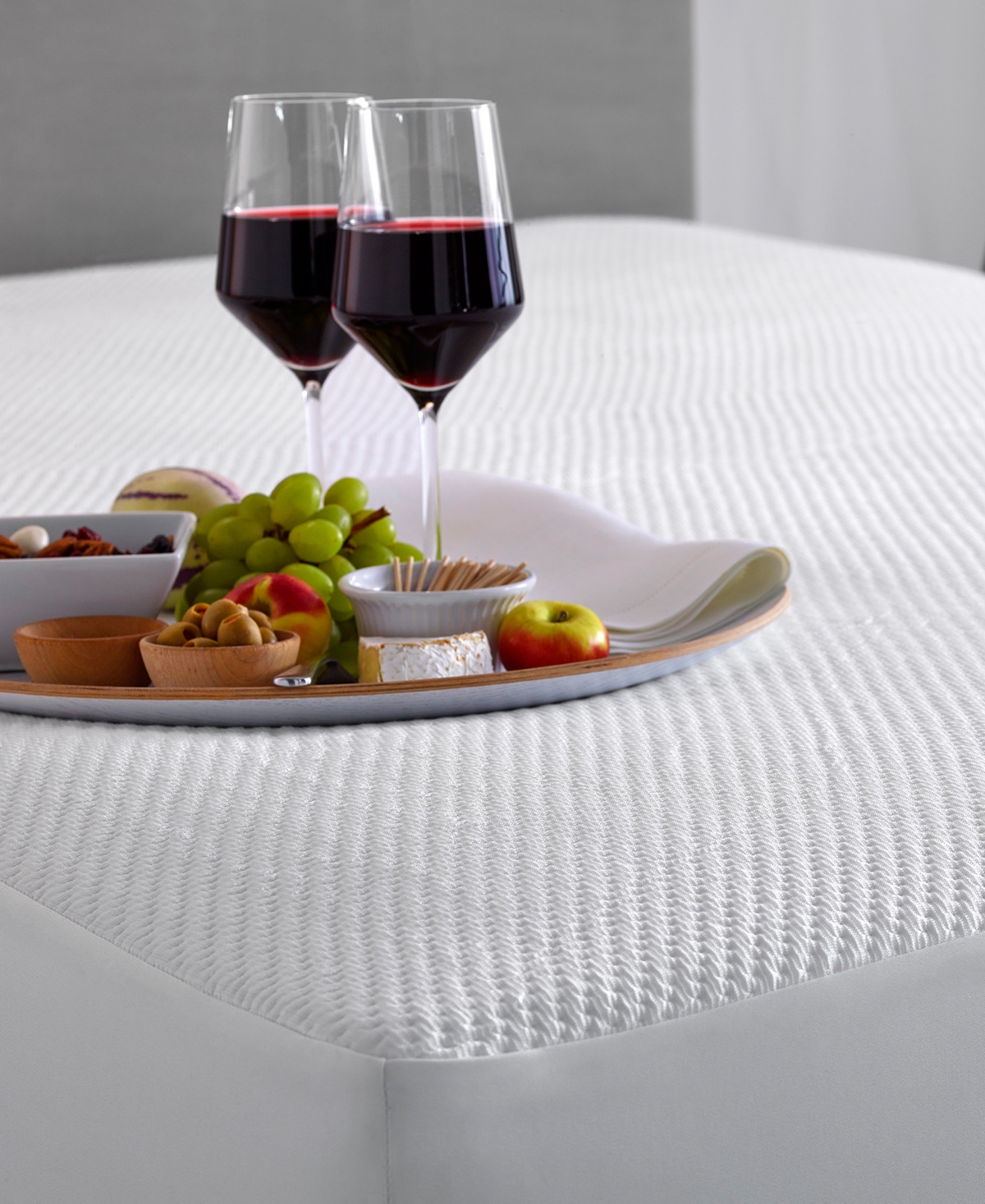Nestl 18" Water-resistant Premium 5-sided Mattress Protector