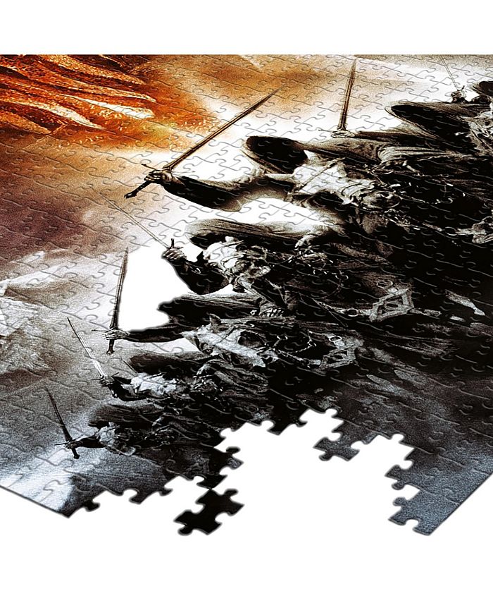 Top Trumps: LOTR Battle Mat - Board Games - Tactical Puzzles And Smart