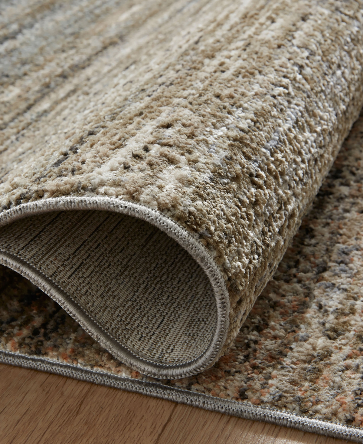 Loloi Soho Soh-02 5'3" x 7'9" Area Rug