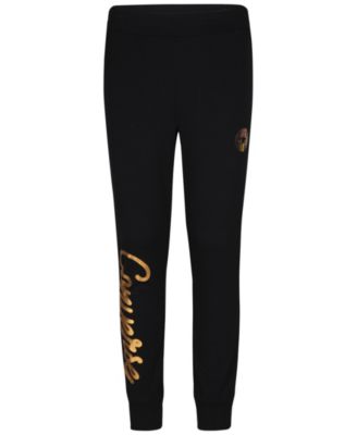 Yoga Pants With Converse